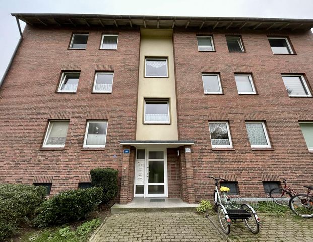 Helle 2-Zimmer Wohnung mit Balkon in Fedderwardergroden! - Photo 1