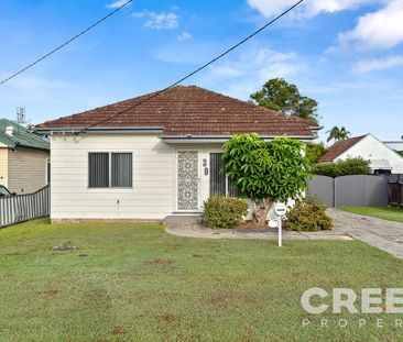 CUTE AND CONVENIENT FAMILY HOME - Photo 4