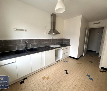 Location Appartement 3 pièces 66m² CHAMBERY 73000 - Photo 4