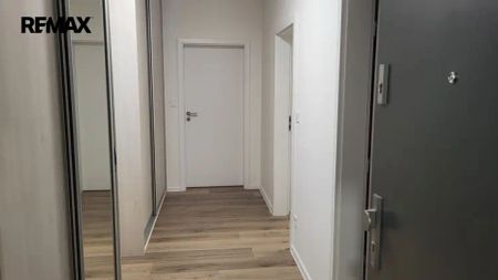 Pronájem 2+kk s garážovým stáním a komorou, Olomouc - Hejčín - Photo 3