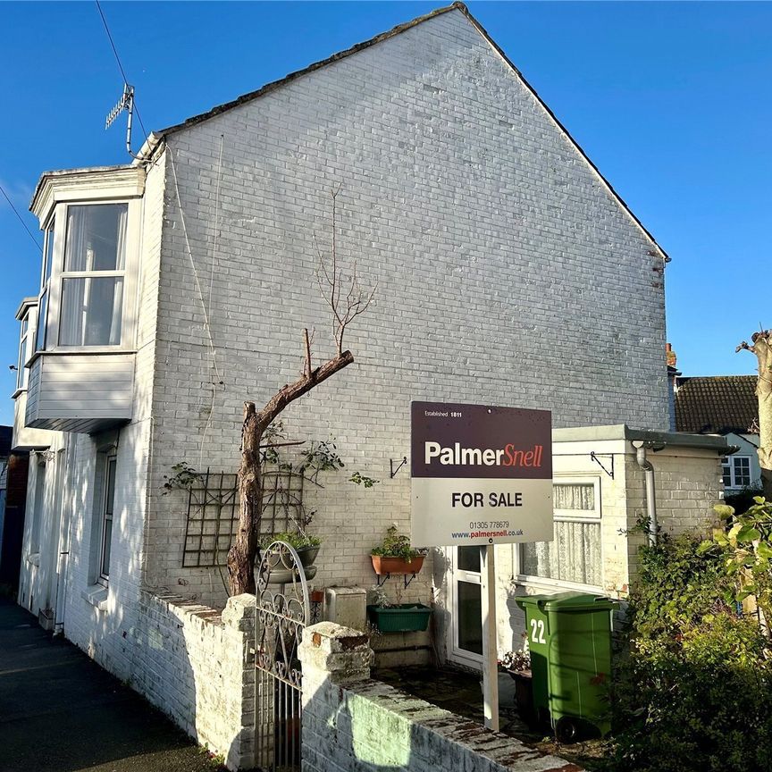 ILCHESTER ROAD - WEYMOUTH, DT4 0AW, Weymouth - Photo 1