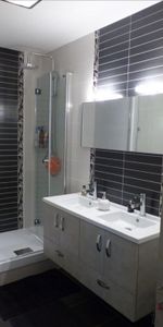 Location Appartement 3 pièces 67m² - Photo 3