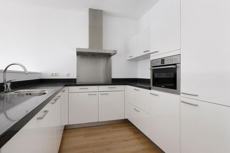 Appartement te huur: Koningin Wilhelminaplein 164 1062 KS Amsterdam - Photo 3