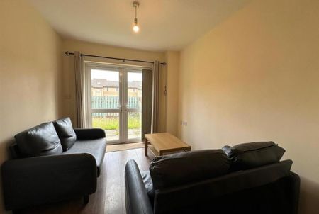 4 bedroom house to rent - Photo 3