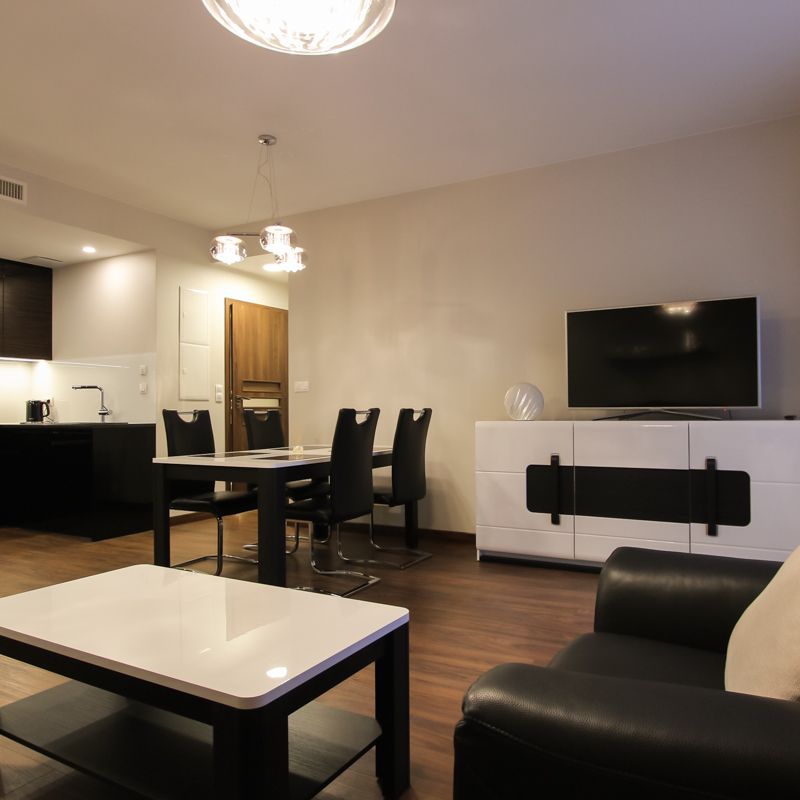 angel wawel - Photo 1