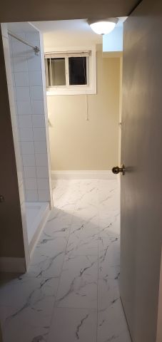 For Lease - 130 Prince Charles Drive, Oakville, Ontario - Photo 4