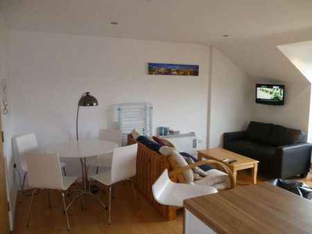 Studio to rent - Photo 2