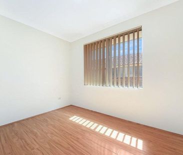 2 Bedroom Unit located in Auburn - Photo 3