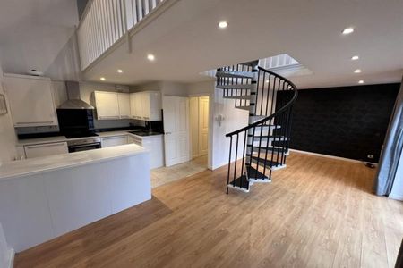 1 Bedroom Apartment To Let - Photo 2