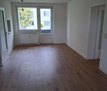 Berliner Straße 65 - schöne 4 ZKB Wohnung im 1.OG *ab sofort* zu ve... - Photo 5