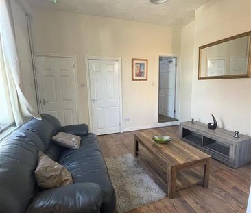 1 bedroom property to rent - Photo 1