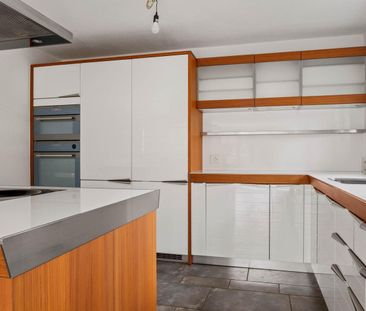 Renovierte 2.5 Zimmer-Gartenwohnung mit Wellnessbereich - Photo 3
