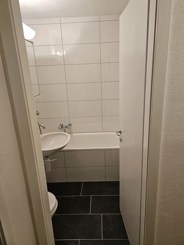 Charmant appartement de 3,5 pièces au cœur de Dietikon - Photo 5