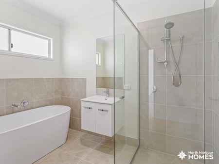 3 Penny Lane, Burpengary East QLD 4505 - Villa For Rent - $610 | Domain - Photo 2