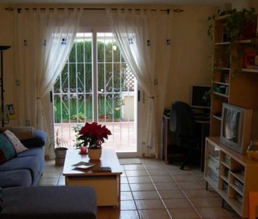 Semi Detached house located in El Albir for long term rental. - Photo 3