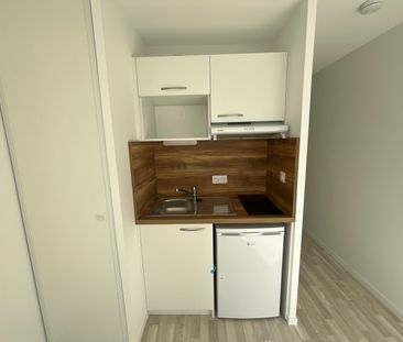 Location Appartement 1 pièce 20m² MERIGNAC 33700 - Photo 3