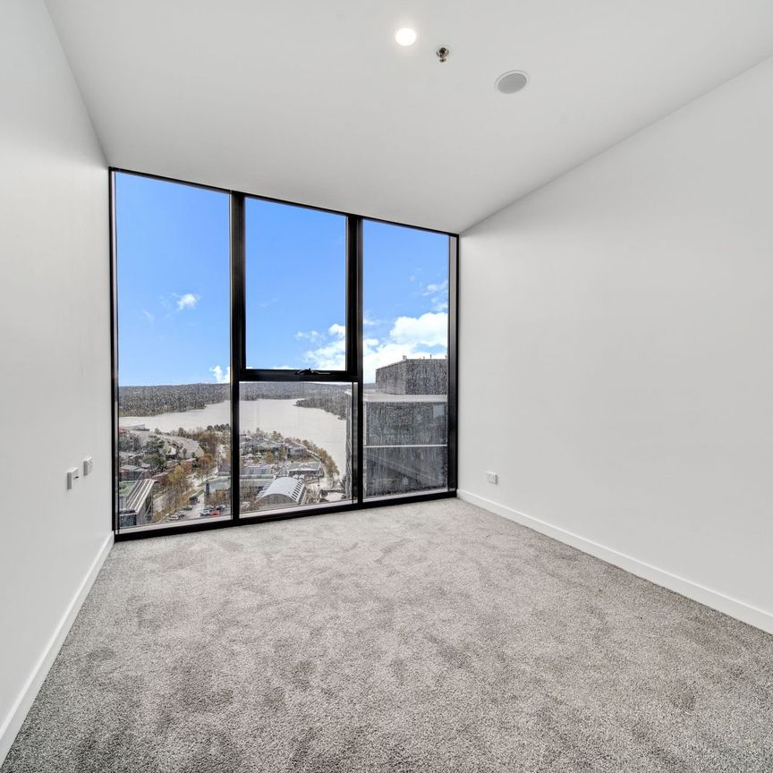 Comfortable two bedroom in the heart of Belconnen - Photo 1