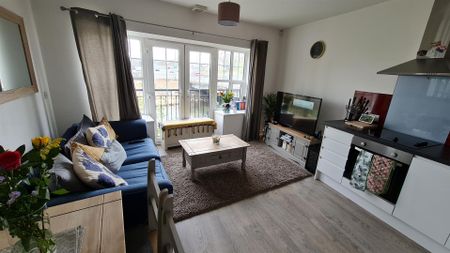 Cowbridge Road West, Cardiff - Photo 2