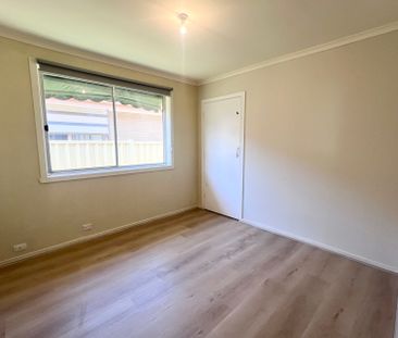 Renovated 3-Bedroom Home in Convenient Deer Park Location - Photo 2