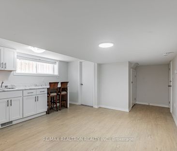 For Lease - 41 Fairholme Avenue Unit# Bsmt, Toronto, Ontario - Photo 6