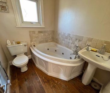 3 bedroom semi-detached house to rent - Photo 6