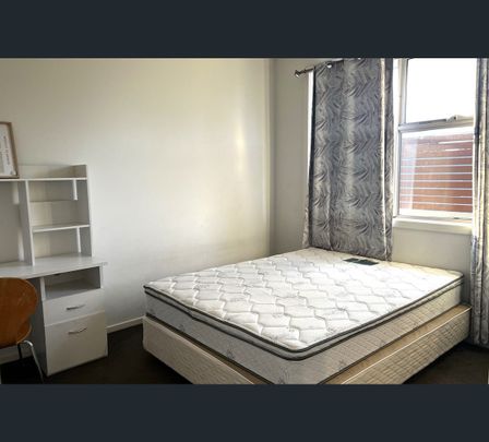 16 Stockdale Avenue, Clayton, Vic 3168 - Photo 1