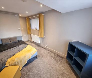 1 bedroom in a house share to rent - Photo 4