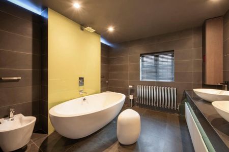 4 bedroom detached bungalow to rent - Photo 5