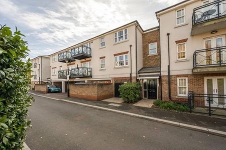 2 bedroom flat to rent - Photo 5