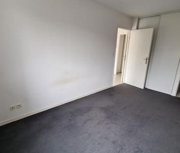 Location Appartement 2 pièces 43m² POITIERS 86000 - Photo 2