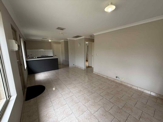 Low Maintenance, Modern Living - Photo 1