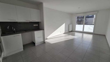 Location Appartement 2 Pièces 46 m² - Photo 4