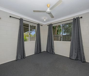 1/39 San Vito Crescent, - Photo 2