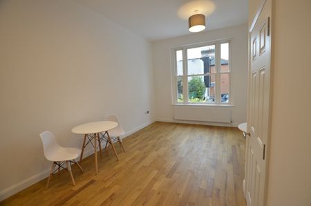 1 Bed Flat, Keith Grove, W12 - Photo 2