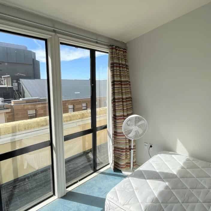 Executive 1 bedroom penthouse CBD apartment - Photo 1