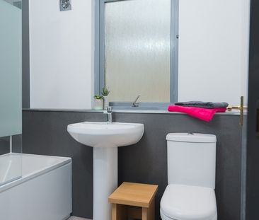 2 Bed Flat, Great Northern Road, AB24 - Photo 1