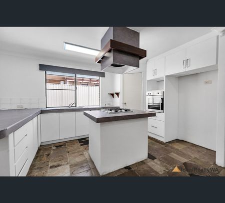 56 Wanaping Road, Kenwick, WA 6107 - Photo 4