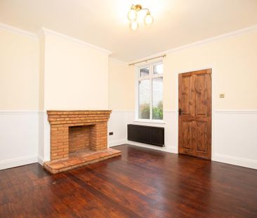 2 bedroom terraced house to rent - Photo 2