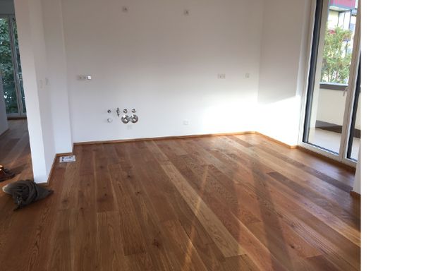 Luxuriöse 4 Zimmerwohnung mit großzügiger Terrasse - Foto 1