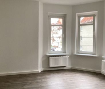 Schöne 3 Zimmer Wohnung mit großer Küche und Wannenbad - Photo 5