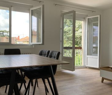 Location Appartement 4 pièces 86m² - Photo 2