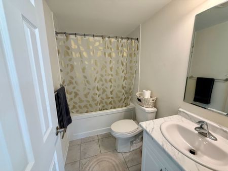 For Lease - 2633 Toffee Street, Pickering, Ontario - Photo 4