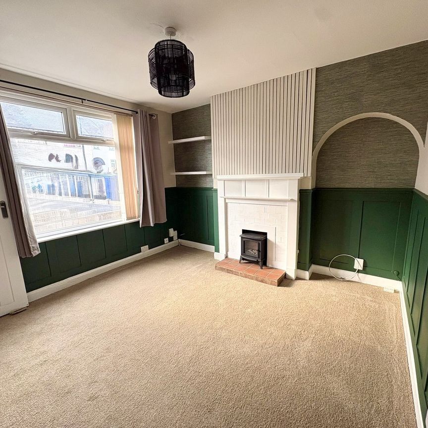 Victor Crescent - Photo 1