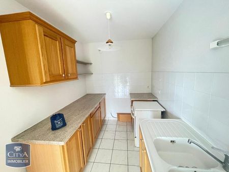Location Appartement 3 pièces 68m² MONTLOUIS SUR LOIRE 37270 - Photo 3