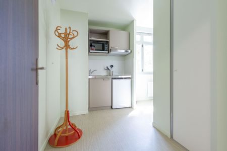 Studio meublé et équipé – Prêt à vivre – Cœur de Tours - Photo 5