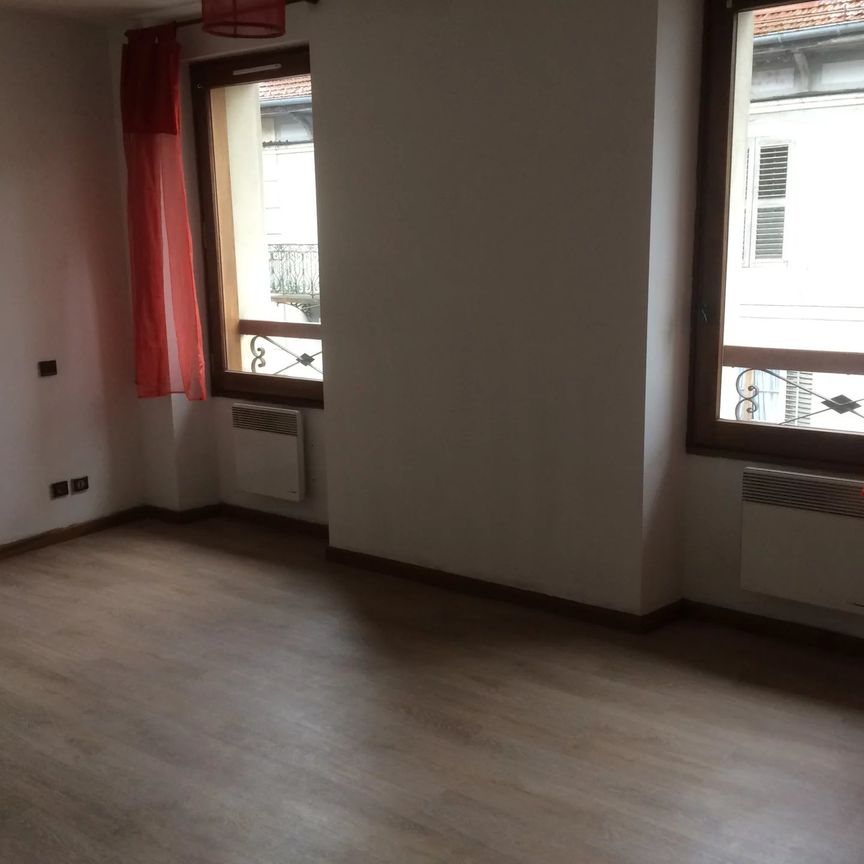 Location Appartement 2 pièces 45m² SALLANCHES 74700 - Photo 1