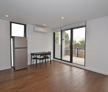 Modern Apartment in the Heart of Bentleigh - Photo 5