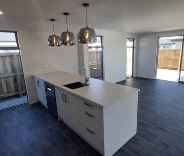 Easy Living Done Right - Photo 2