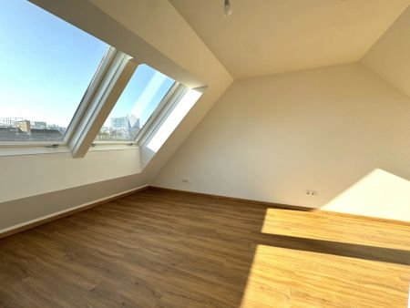 Dachgeschossausbau mit Terrasse & Klimaanlage - Erstbezug - Foto 5
