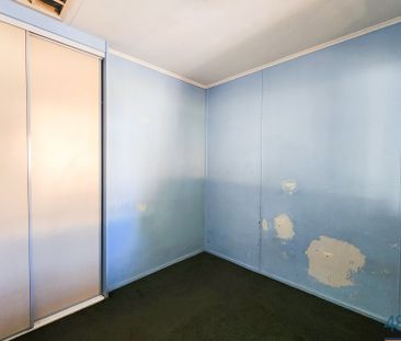 Generous 2 bedder - Photo 6